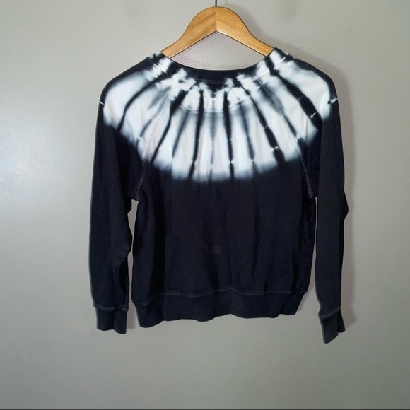 Old Navy Tie Crewneck Sweatshirt - Picture 4 of 4